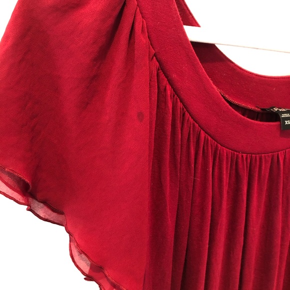 Express Red Ruched Scoop Neck Hemmed Shirt Sz XS - Picture 3 of 5